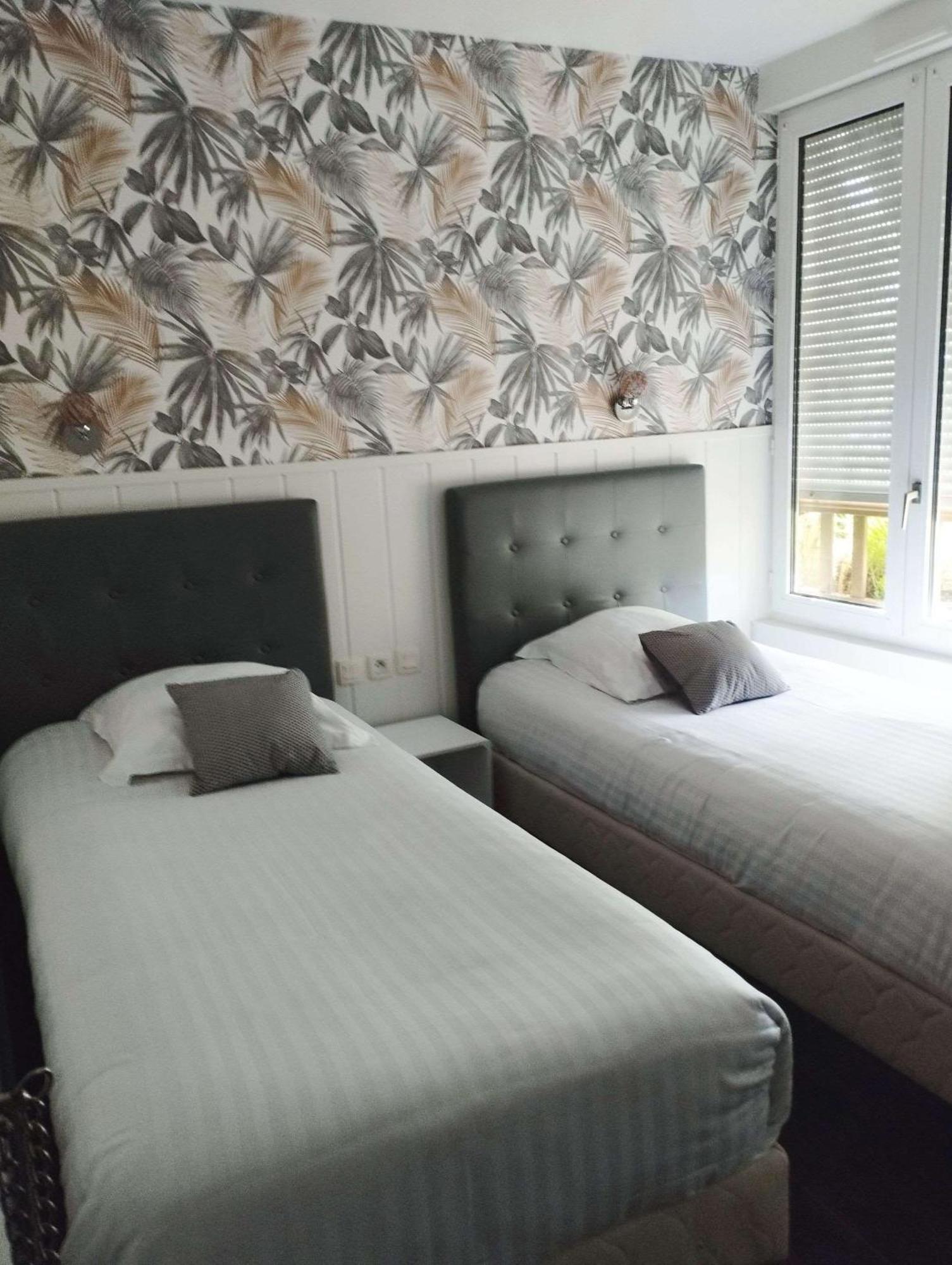 Brit Hotel Armor Guingamp Exterior foto