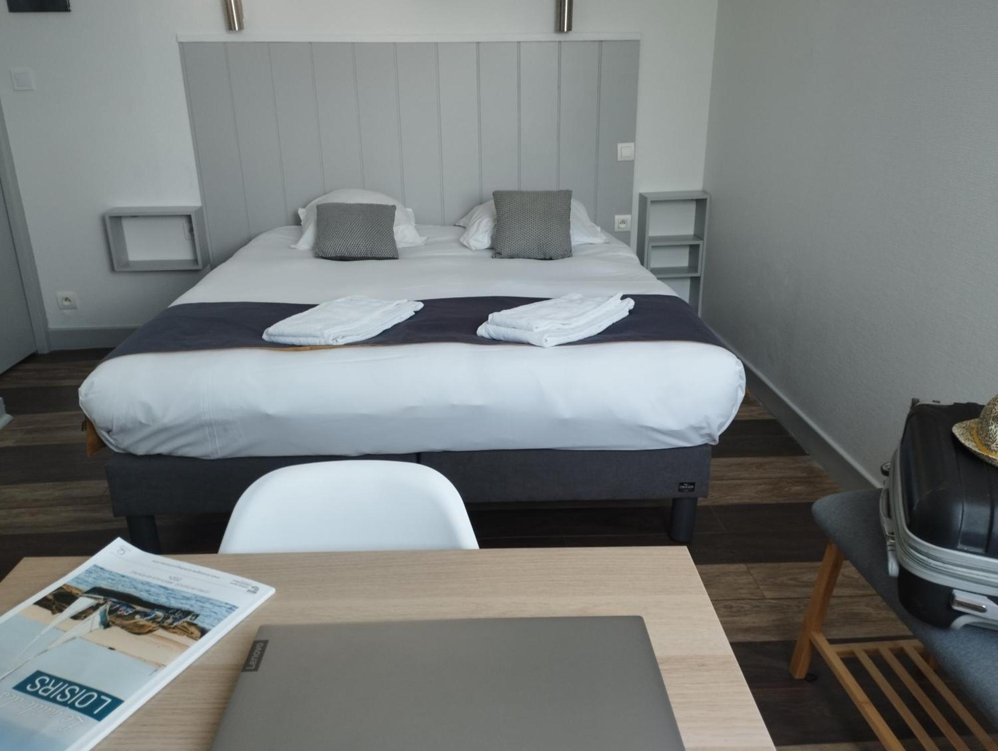 Brit Hotel Armor Guingamp Exterior foto
