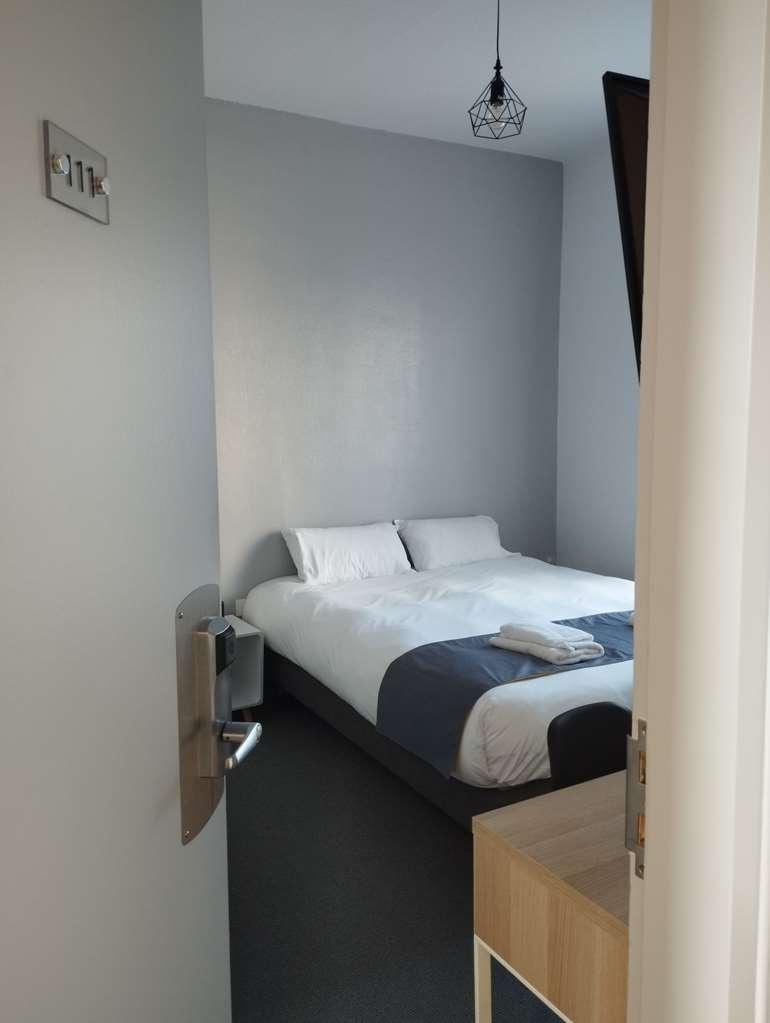 Brit Hotel Armor Guingamp Zimmer foto